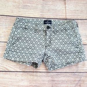 American Eagle Floral Shorts Size 00